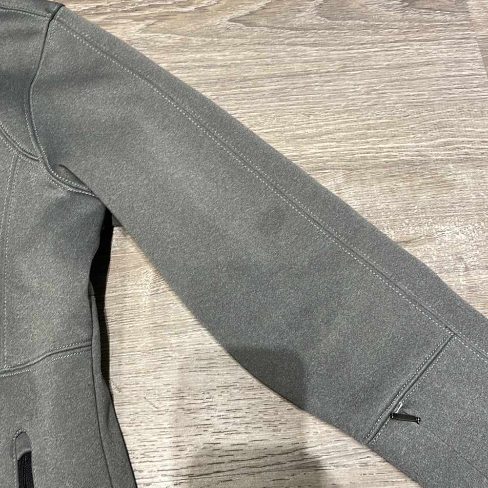 Northface Windfall Jacket - image 3